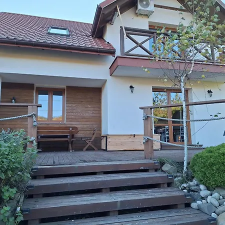 Murowaniec Villa